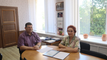 рабочая встреча Главы округа с руководителем Дорогобужского отделения Смоленского областного Совета женщин - фото - 2